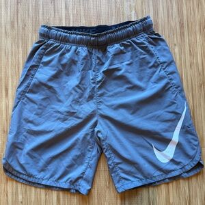 Grey Nike Flex Vent Max Shorts - Size Small
